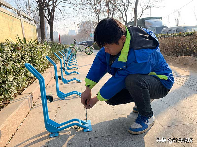 一萬(wàn)余輛助力車(chē)入冬“保養(yǎng)”，確保市民安全騎行5